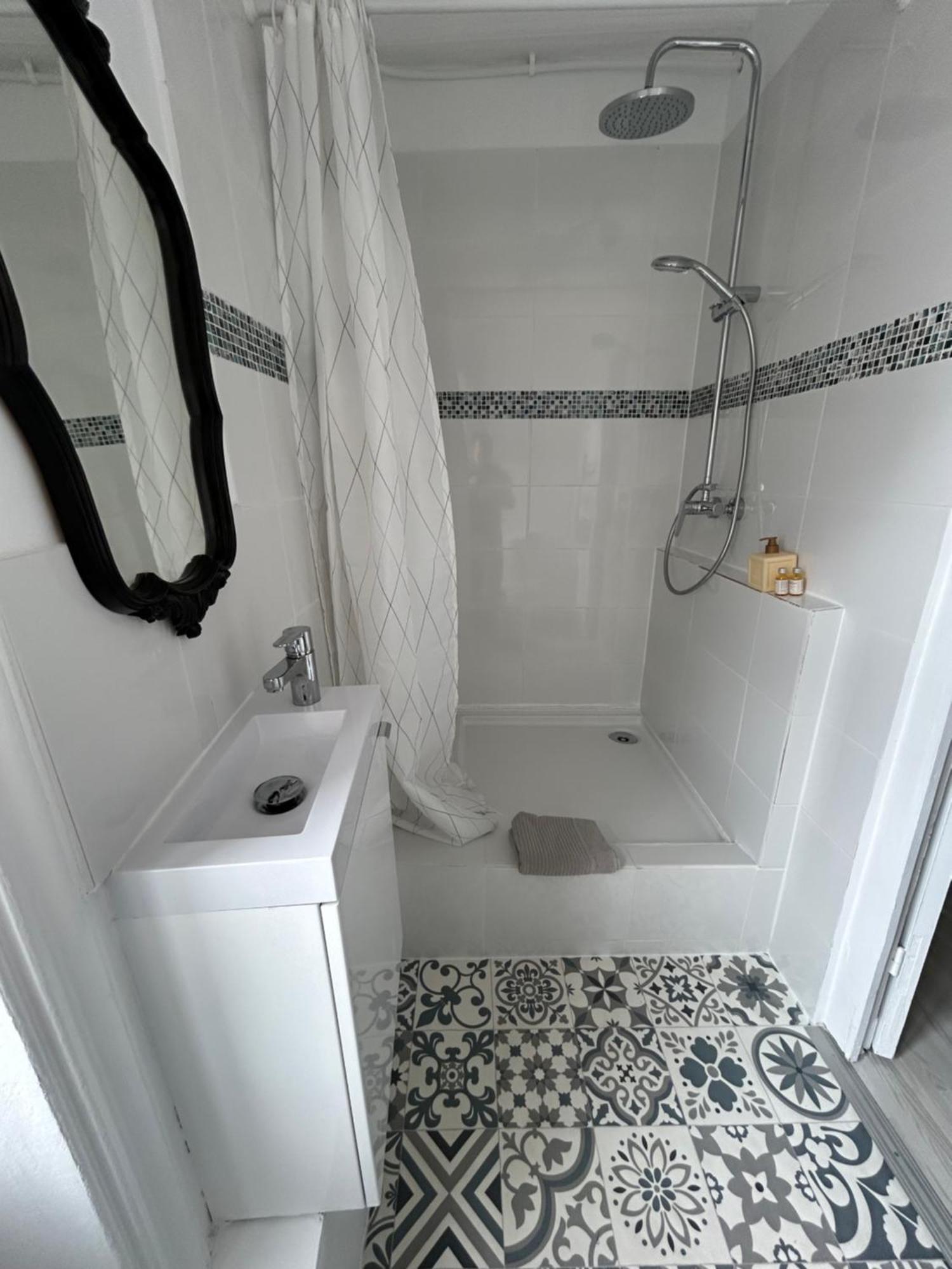Appartement Cosy Charme Ancien Thizy-les-Bourgs Exterior photo